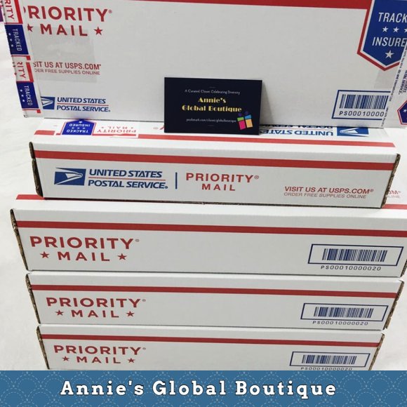 My closet is at @luxusbykarisma - Picture 11 of 14